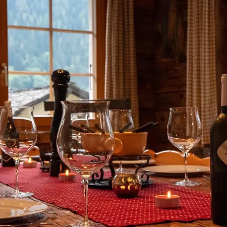 L'echappee Belle * וורבייה